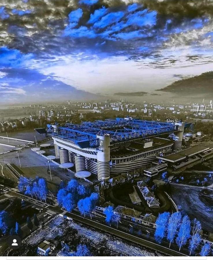 Grazioso Bilocale A 100 Mt Dalla Metropolitana Сесто Сан Джовани Екстериор снимка